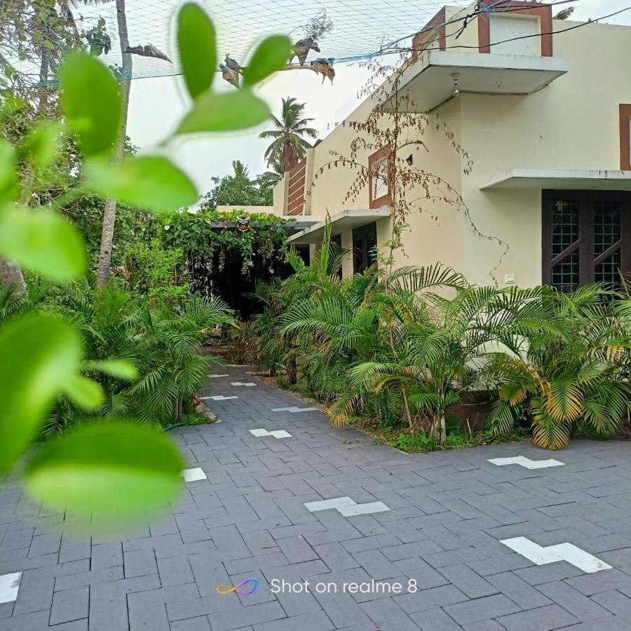 Leaf Garden Retreat Apartman Varkala Kültér fotó
