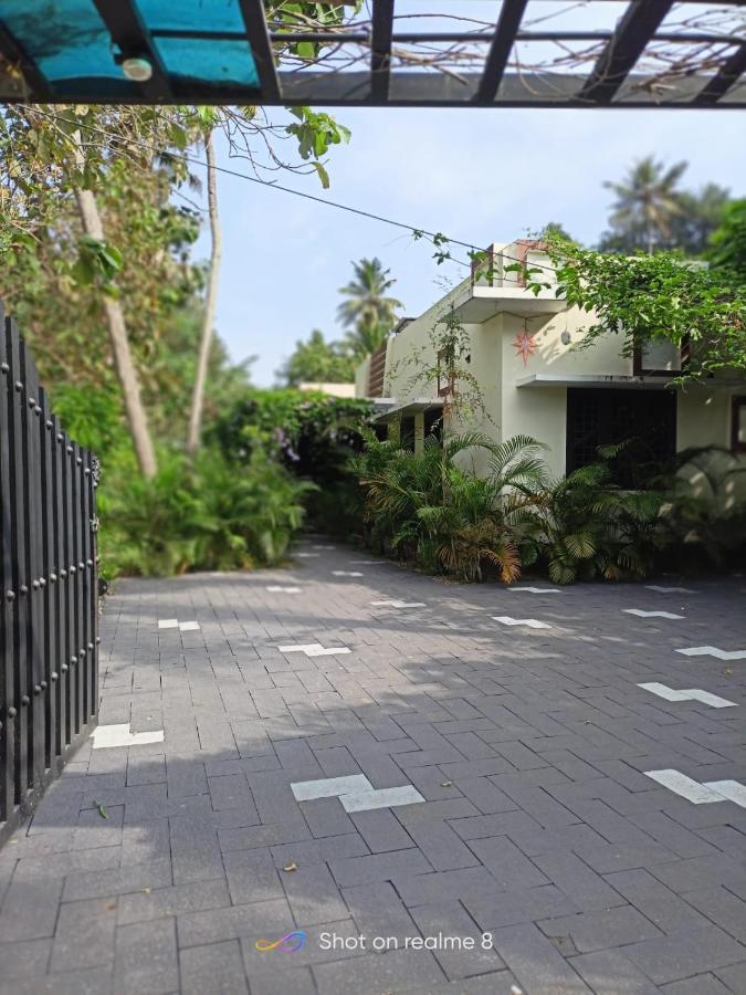 Leaf Garden Retreat Apartman Varkala Kültér fotó